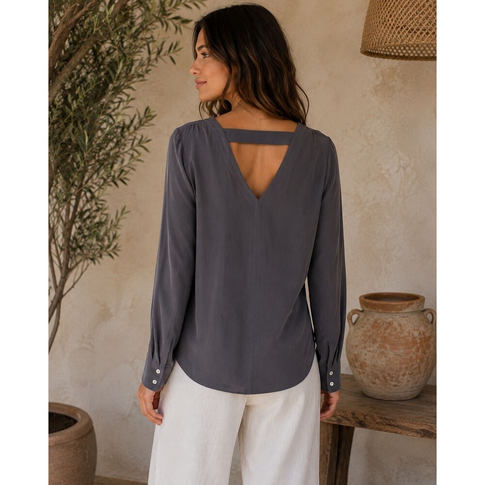 Aritzia Wilfred 100% Silk Charcoal Gray V Neck Open Back Blouse Women's Small